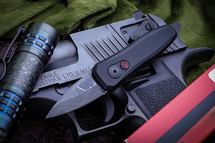 The KL4 EDC Automatic Knife